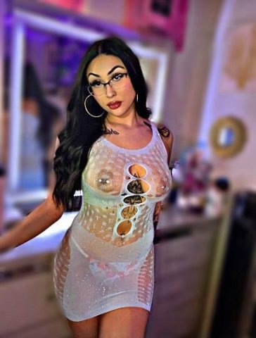 Hello love, I’m an independent girl looking to dare 💖 a good time - 24 - 1