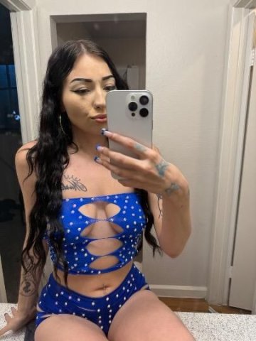 new out here ;) - 23 - 1