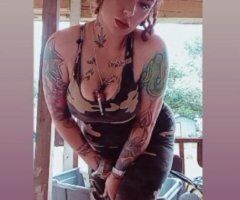 Lafayette escorts - soaking wet - 30