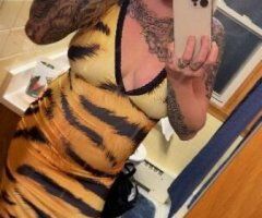Hot tatted up blonde - 32 - Image 4