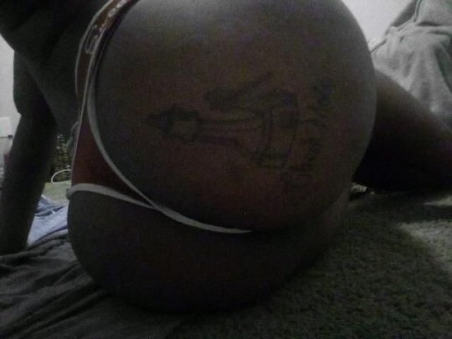 juicy booty and wet pussy - 33 - 1