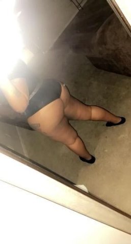 BIG BOOTY LOVERS TO THE FRONT 🍑🤪 FULL OF FUN & JUICY 💦 - 1