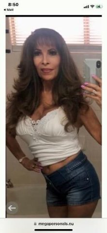 Mature Playmate Look-A-Like Latin, Eva - 43 - 1