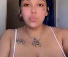 Topeka escorts - Thick mami looking for some fun 💦😘