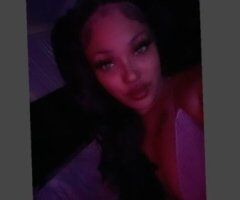 Bakersfield escorts - mix girl - 25