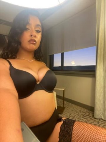 Sinful Sunday! Come Get A Taste before I leave Monday 🥰Arab goddess ready to please, book your arabian nights escape today 🌃 - 23 - 1