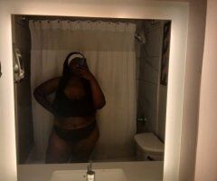 wet pussy paradise - 23 - Image 2
