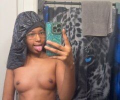 fun and flirtacious🥰 - 21 - Image 2