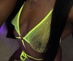 Tucson escorts - Seeking mischief maker," "Adventurous soul, open to anything," or "Ready for fun, let's connect." - 25