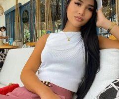 Bozeman escorts - Here For a Week - 24
