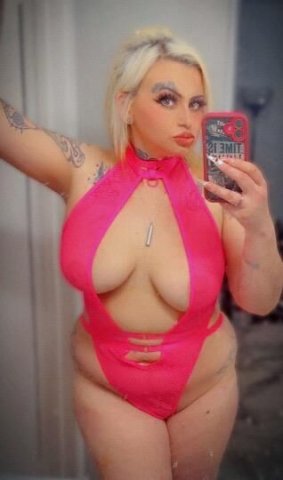 Avail In Elk Grove Cum SEE mE DaddiE .*•BustY Platinum Blonde with SERIOUS Daddie Issues! InCaLL/OUTCALLs & Cardates HMU - 29 - 1