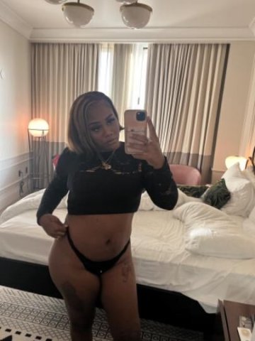 FOXXXY Aka MizzFatWet& Tight 💦🍑🐱🗣 - 1