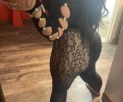 your favorite big booty latina - Image 3