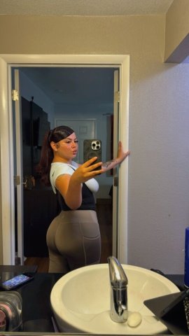 FAT ASS, TIGHT & WET PUSSY🍑😻💦 - 23 - 1