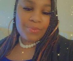 Milwaukee escorts - Head and pussy specials incalls car dates only - 29