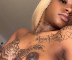 Houston escorts - 🍒2 DIFFRENT GIRLS🍒Discreet Mature Unrushed 🥂 Professional Services - 22