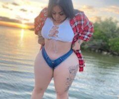Harrisonburg female escort - available love leave your text message and call me