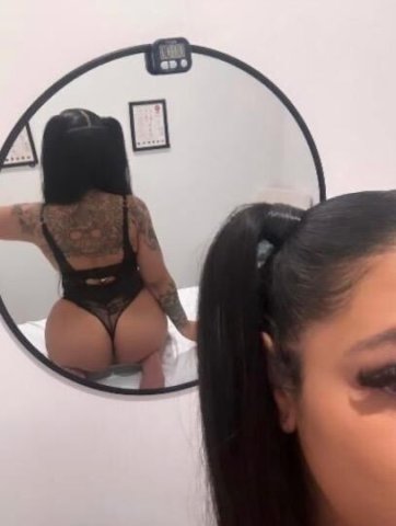 sweet and sexiii outcalls available 🌹😘 - 1