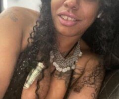 Rockford escorts - 40 car date spc ❣❣Available Now for 📞 Incalls Outcalls 🚗 Car Fun 💦Video chat and video Sell service 💦 -24/7✅I see: Men/ Couples incall spc special it's Magic