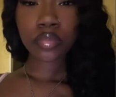 (New In TOWN ) I LIKE TO FUCK AND SUCK! LET ME BE YOUR SLUT - 25 - Image 1