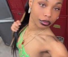 Detroit escorts - SLIM AN PETITE - 23