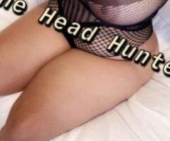 Rockford escorts - mouth full classy big tit