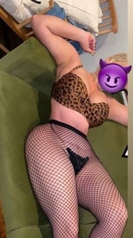 LATINA NEW IN THE CITY😈 - 23 - 1