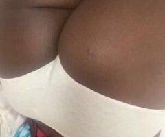 Charleston escorts - Real wet 💦 come take a dive 🌊