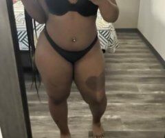 Baton Rouge escorts - 4'10 - 22