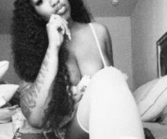 Hi babes , Im honey - Image 2