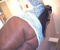 2 girls ask for pics china back yalllGLIZZY GLObbler 🫵🏽🫵🏽 let me SUCKYOUDRYYYY💋🫵🏽🍆 - Image 2