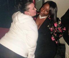 Bowling Green escorts - Chocolate and Vanilla