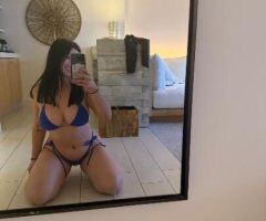 beutiful woman - Image 4