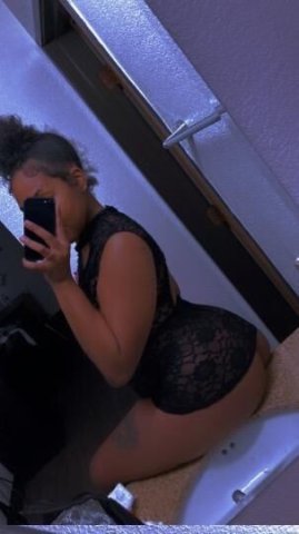 Layla 💦😌💕 - 1