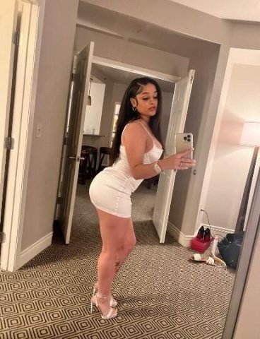LUXURY YELLOW BONE PERFECT BODY, 100% REAL COME MEET ME - 1