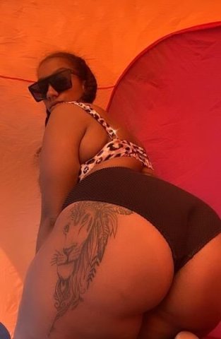 sexy slim thick chanel 420 friendly - 1