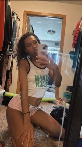outcall til 3pm sunday and monday - 1