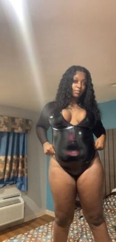 Hunnid Dolla Incall First 5 people FATBOOTY 🍑 CHOCOLATE 🍫 FREAK🙃 - 1