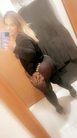Thick SnowBunny - 33 - 1