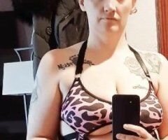 Its cold 🥶 outside cum warm up with me - Image 7