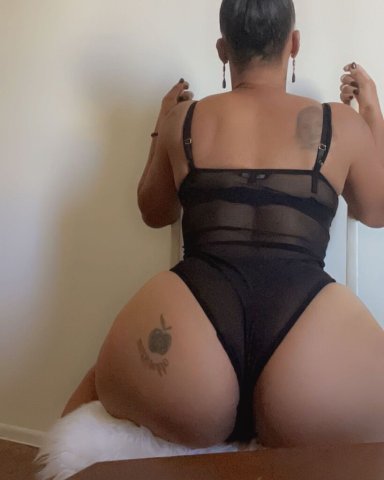 Petite woman loves to suck and fuck - 44 - 1