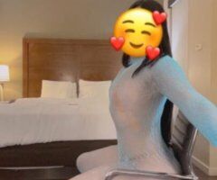 TRANSEXUAL EXPERTA EN PRINCIPIANTES. DEJAME HACERTE EL MEJOR ORAL DE TU VIDA - 23 - Image 1