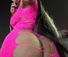 Alexandria escorts - sexy petite ebony