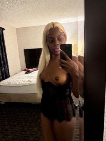 come see what you been missing 💦💦 😍YOUNG WET TIGHT PUSSY - 1