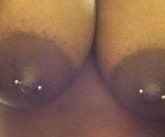 Denton escorts - Short Brown Skin SUPER THICK💦