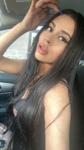 Exotic Petite Temptress - 24 - 1
