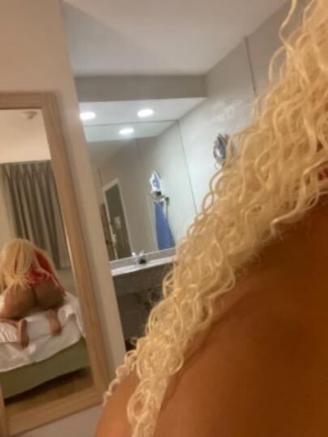 BRUNETTE BITCH 🐩 - 1