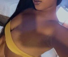 Bck N Town 4 a Limited Edition 🥰🥂 Come Have Sum W Lexii Bad Ass😍😝🌹 Guareented Satisfication ‼🫶🏼 - Image 1
