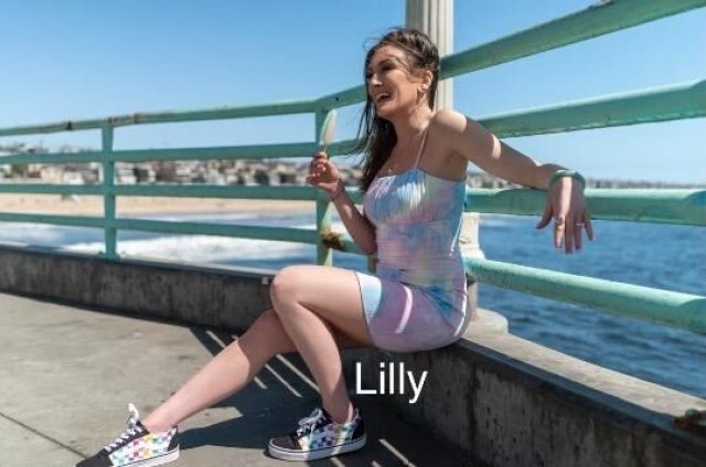 Sexy Sweet Petite Treat Now Visiting - 1