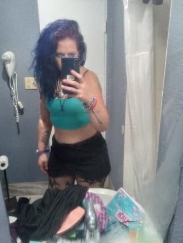 Thursday MORNING specials cum before 10am get 2 pops andbspecial on fjsge - 33 - 1